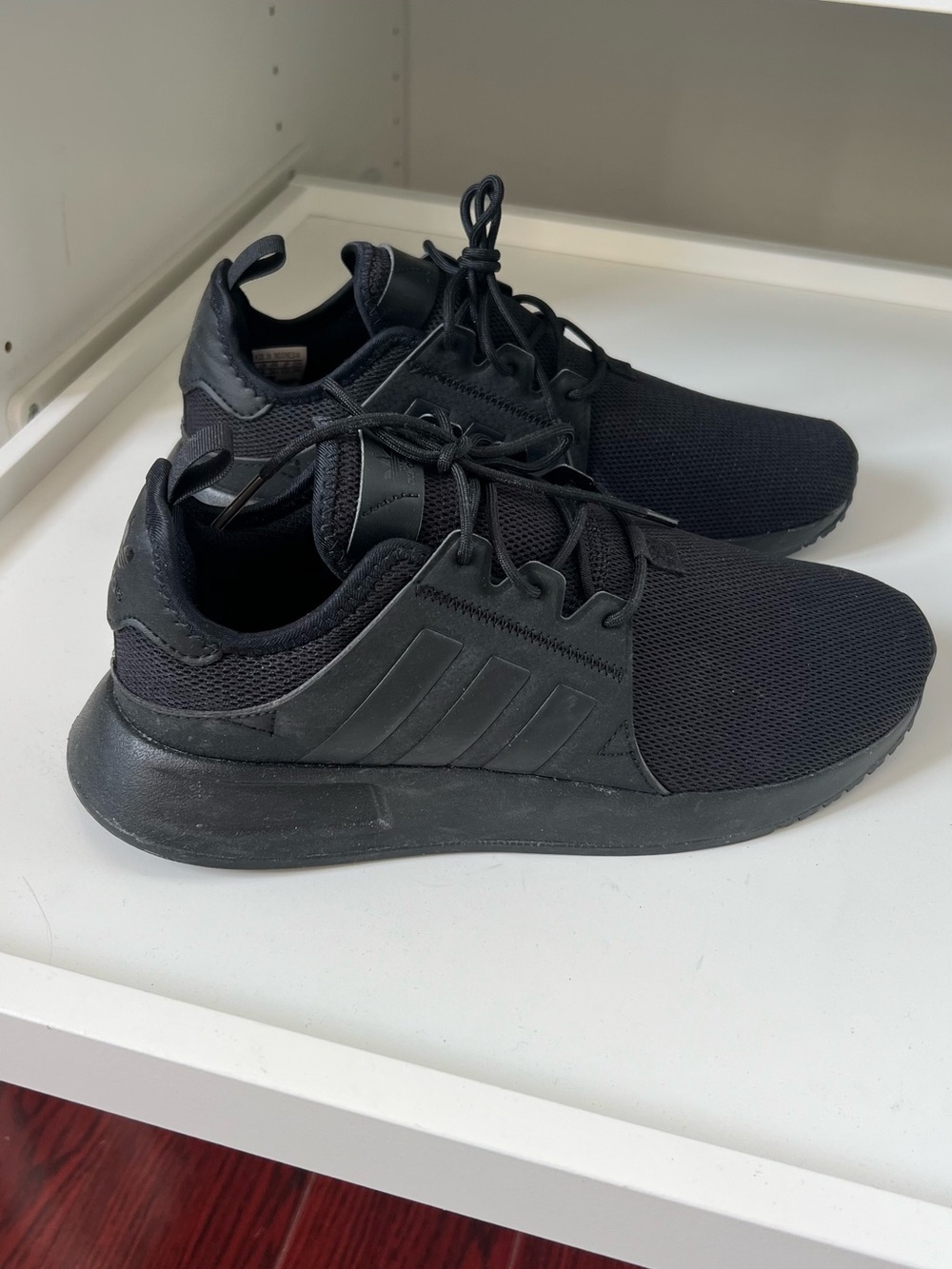 Adidas running shoe women’s size 7.5